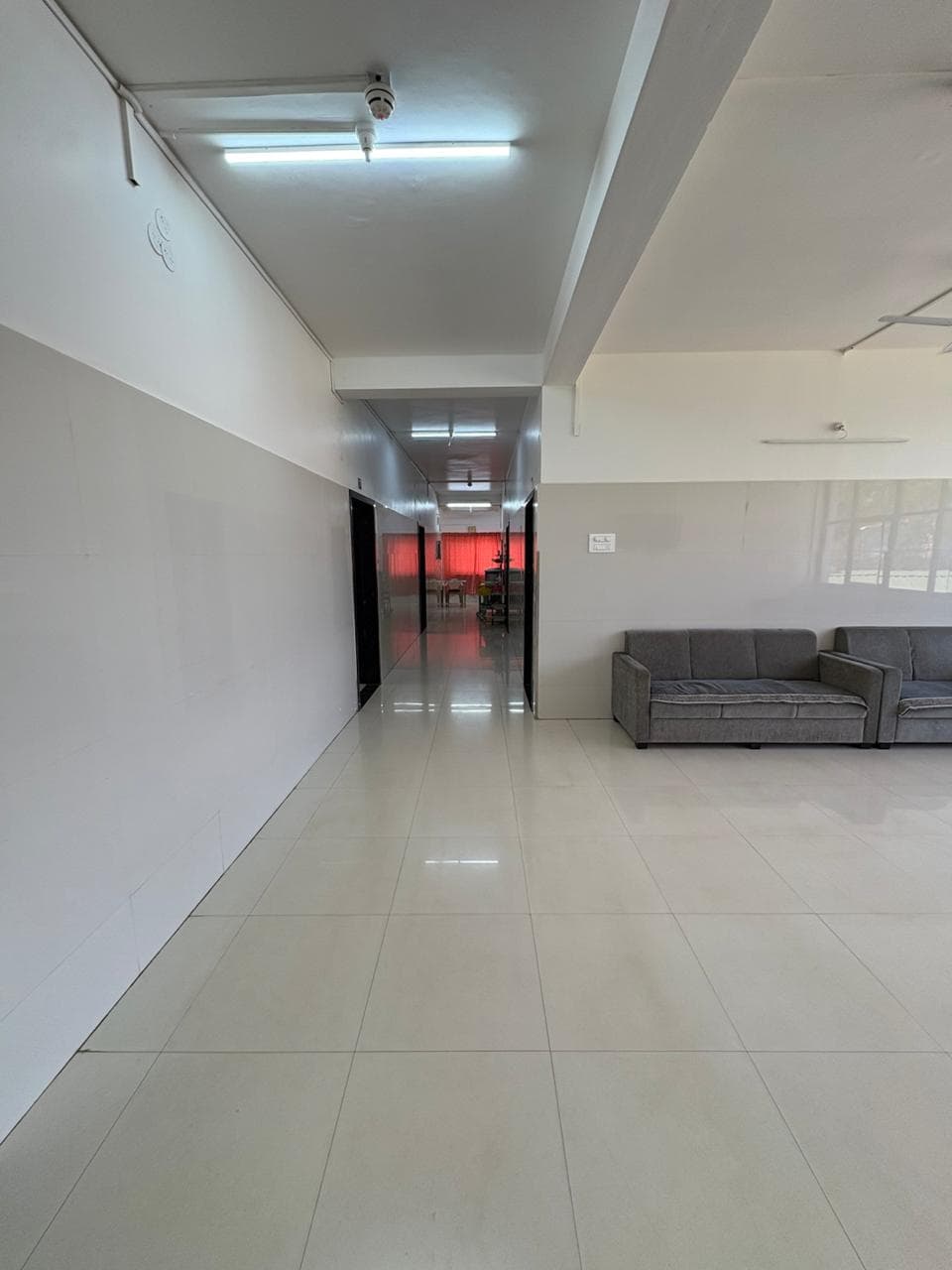 Lounge & Waiting Area